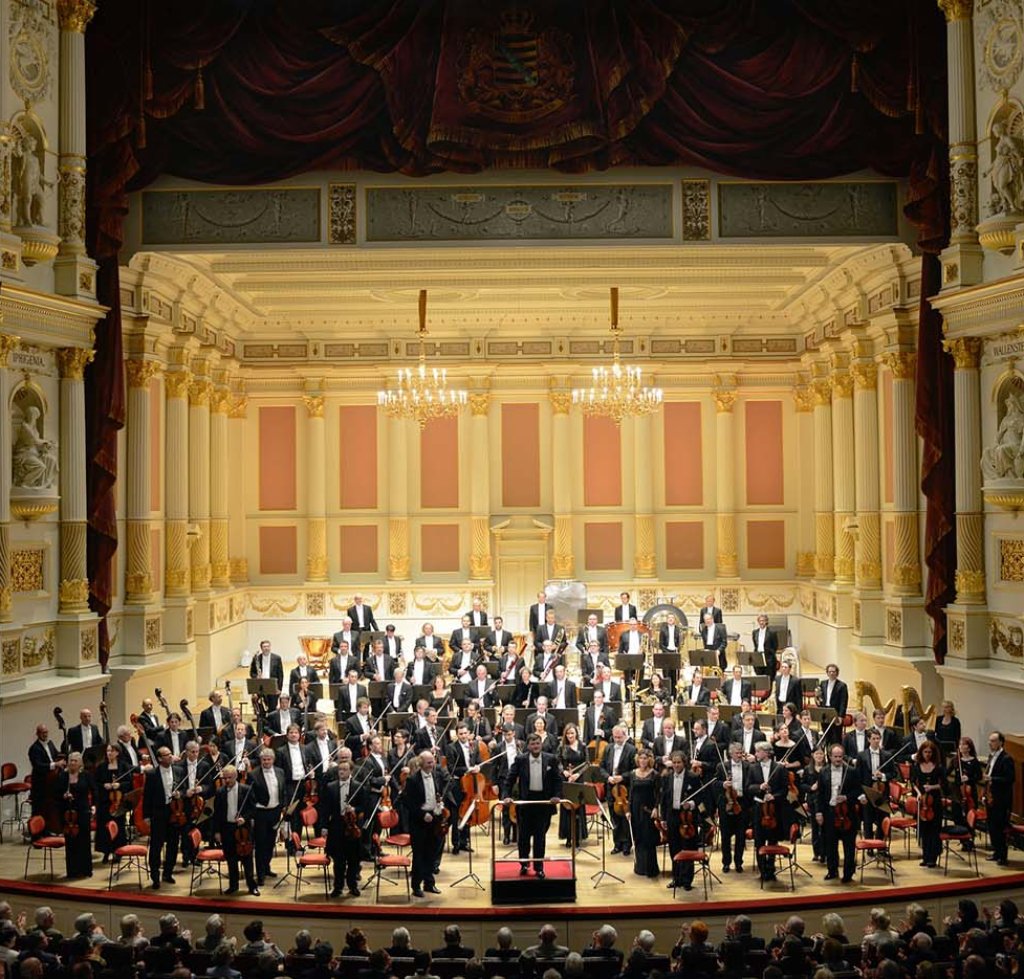 OperDresden Spielplan der Semperoper + Tickets und Hotels